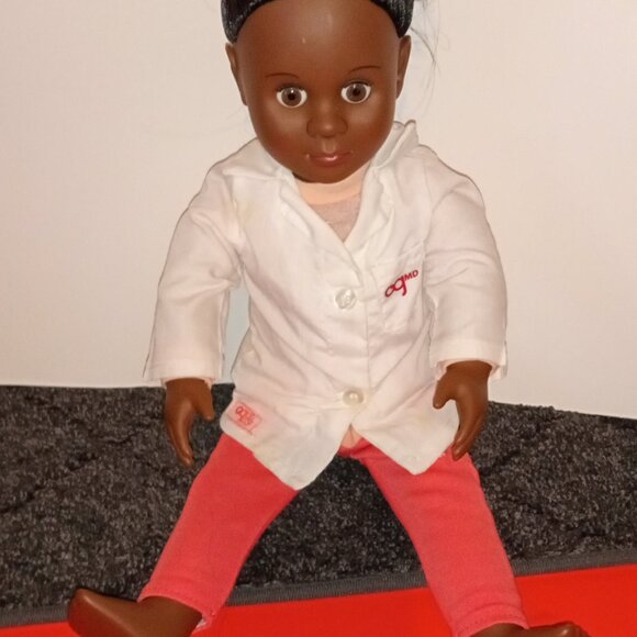 BATTAT AFRICAN AMERICAN OUR GENERATION 18" DOCTOR MEAGAN DOLL WITH BROWN EYES - Picture 3 of 6